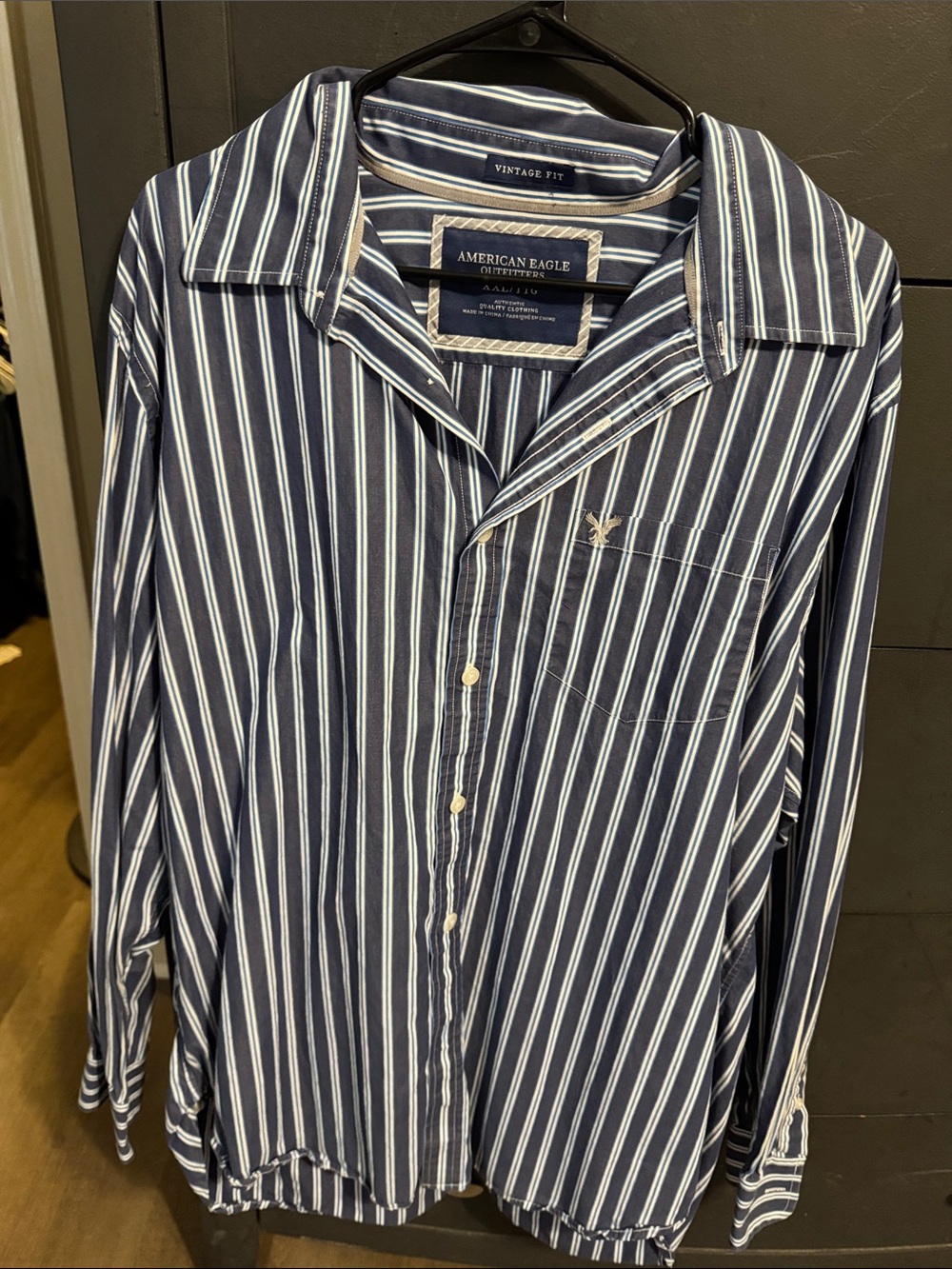 Men’s American Eagle Outfitters Striped Button-Up Shirt